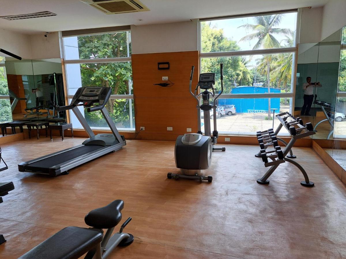 班加罗尔金翅雀度假酒店 Devanahalli 外观 照片